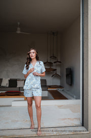 Lirios Celeste Short