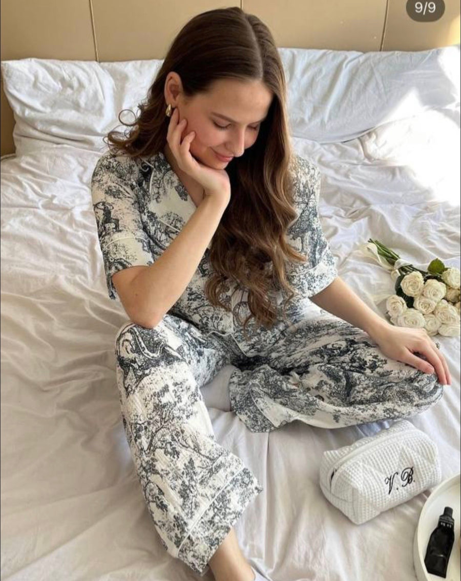 Silk Toile Noir
