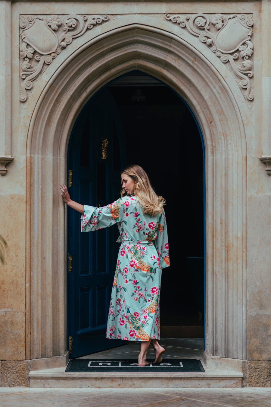 Esplendor Real Bata y Kimono